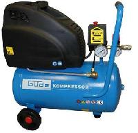 KOMPRESSOR 210/8/24 OELFREI