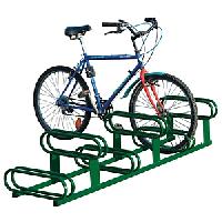 Fahrradstnder mit 6 hhenversetzten Pltzen